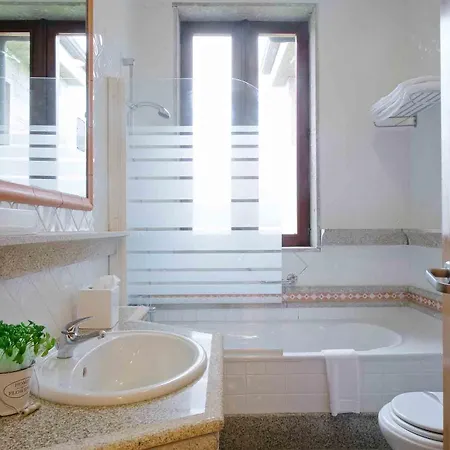 De Charme Quinta Do Pinheiro 4*