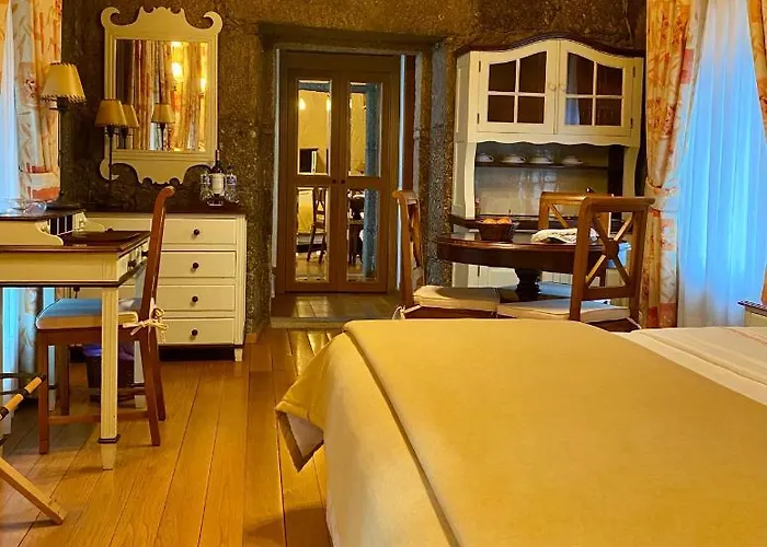 De Charme Quinta Do Pinheiro 4*