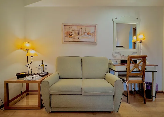 Hotel De Charme Quinta Do Pinheiro 4*