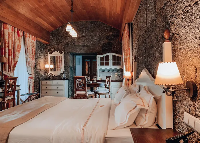 De Charme Quinta Do Pinheiro Hotel 4*